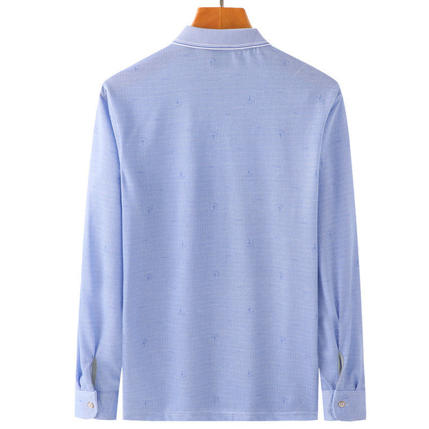 Dad Wears A Long-sleeved T-shirt